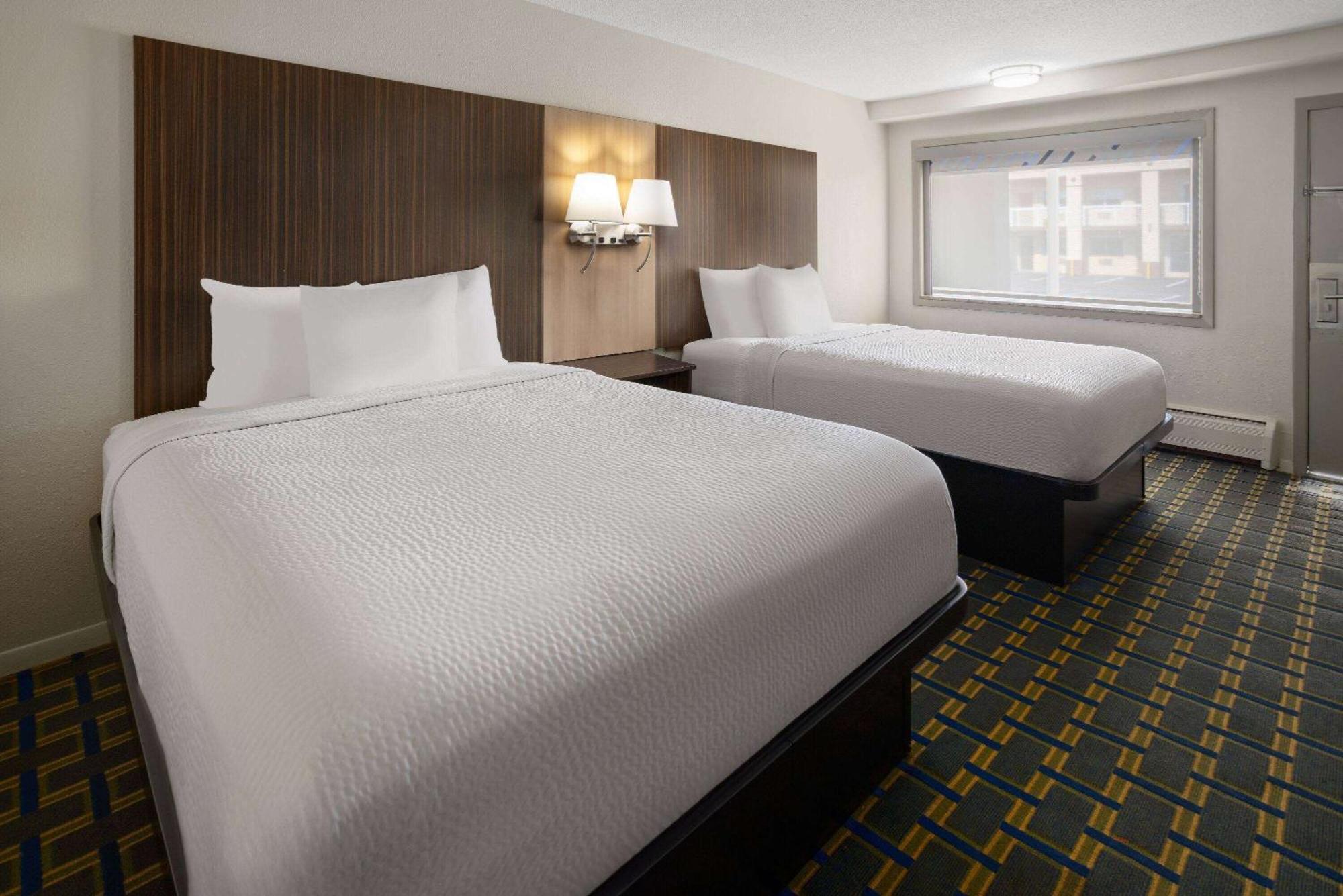 Days Inn By Wyndham Tonawanda/Buffalo Exterior photo